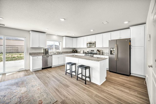 8982 Wolf River Drive, Reno, NV 89506