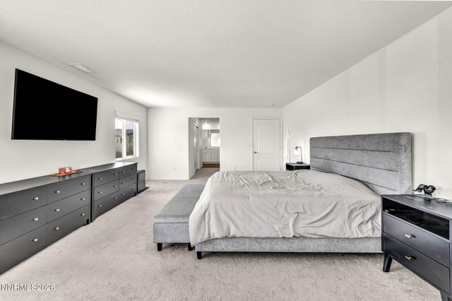 8982 Wolf River Drive, Reno, NV 89506