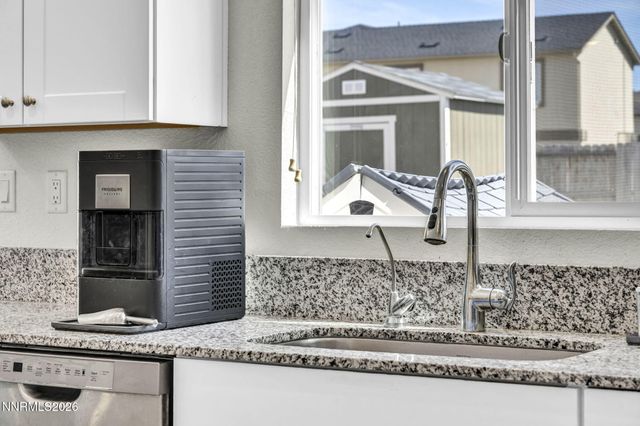 8982 Wolf River Drive, Reno, NV 89506