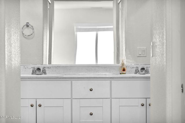 8982 Wolf River Drive, Reno, NV 89506