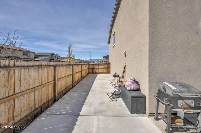 8982 Wolf River Drive, Reno, NV 89506