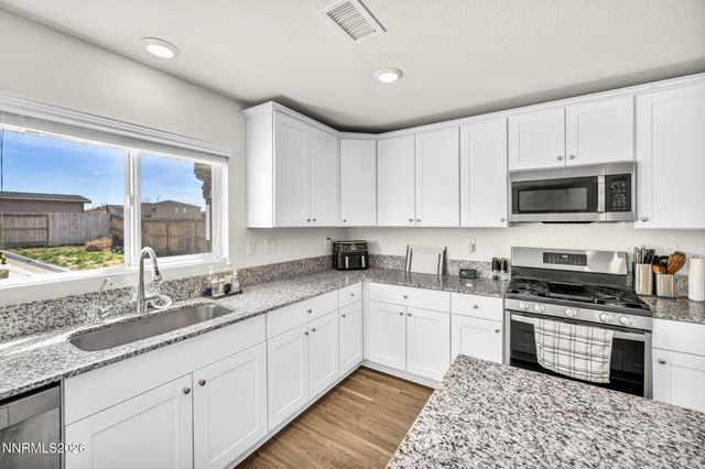 8982 Wolf River Drive, Reno, NV 89506