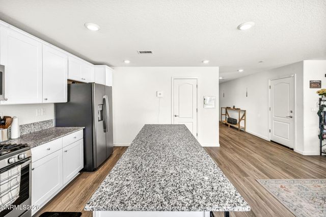 8982 Wolf River Drive, Reno, NV 89506