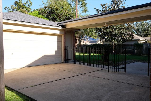 20434 Ivory Creek Lane, Katy, TX 77450