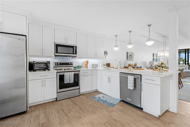 2777 W Gulf DR 109, Sanibel, FL 33957