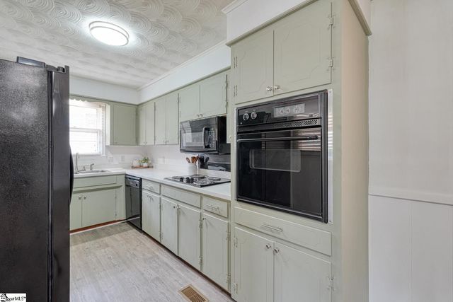 1291 Montview Street, Spartanburg, SC 29307