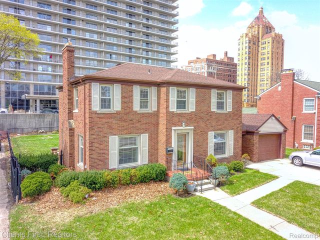 551 Fiske Drive, Detroit, MI 48214