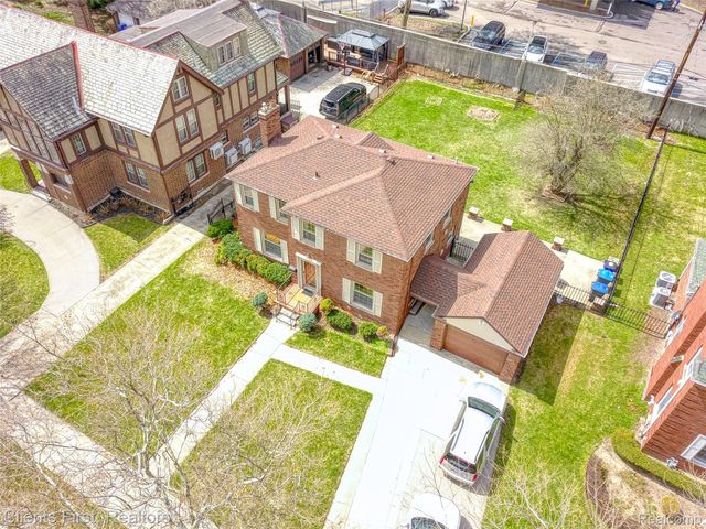 551 Fiske Drive, Detroit, MI 48214