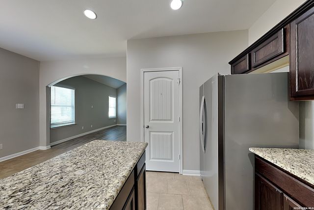 2832 Mistywood Lane, Schertz, TX 78108