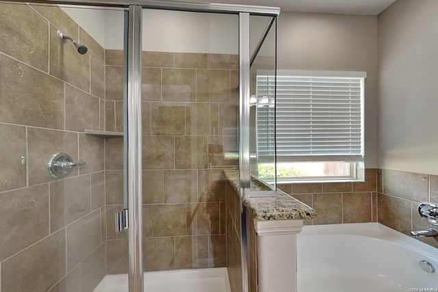 2832 Mistywood Lane, Schertz, TX 78108