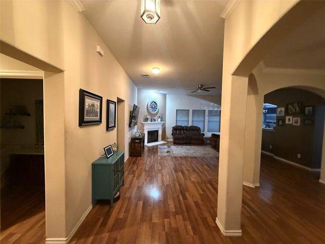 1245 Meadow Hill Drive, Lavon, TX 75166