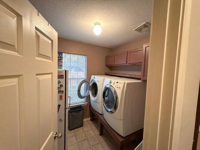 1245 Meadow Hill Drive, Lavon, TX 75166