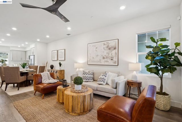 57109 Via Vicenza, San Ramon, CA 94583