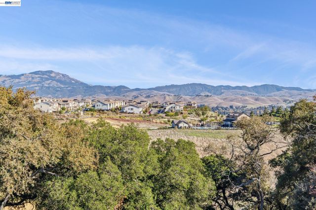57109 Via Vicenza, San Ramon, CA 94583