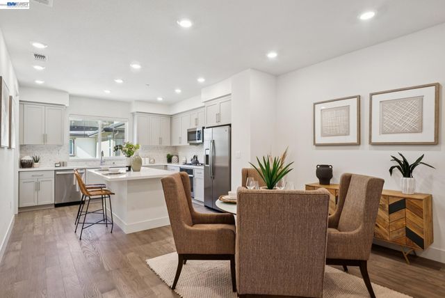 57109 Via Vicenza, San Ramon, CA 94583