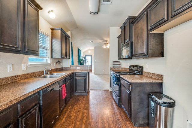 4040 Golden Rod Drive, Forney, TX 75126