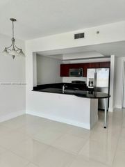 7275 SW 90th St C413, Miami, FL 33156