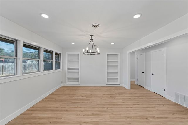 629 Peerman Pl, Corpus Christi, TX 78411