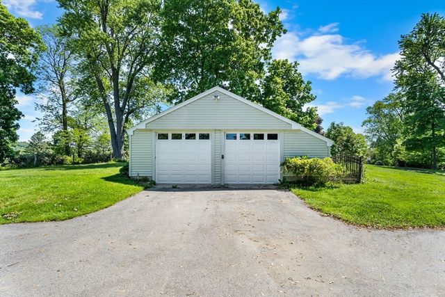 158 Argilla Road, Ipswich, MA 01938