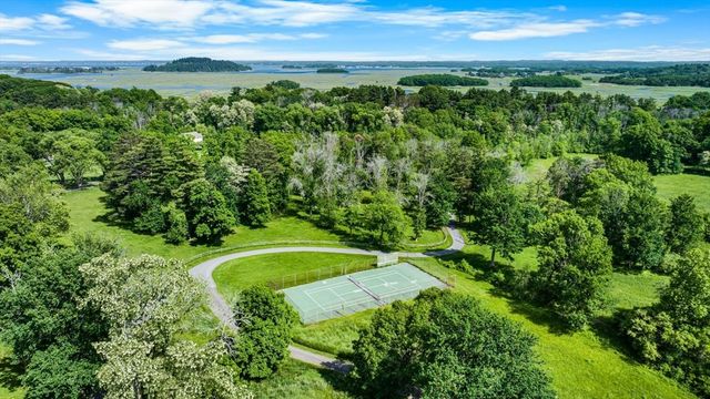 158 Argilla Road, Ipswich, MA 01938