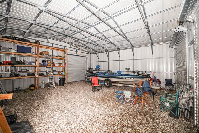 214 E Clay Street, Bowie, TX 76230