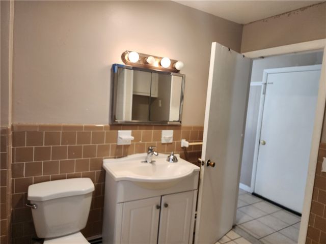 165 Ortoleva Drive, Providence, RI 02908