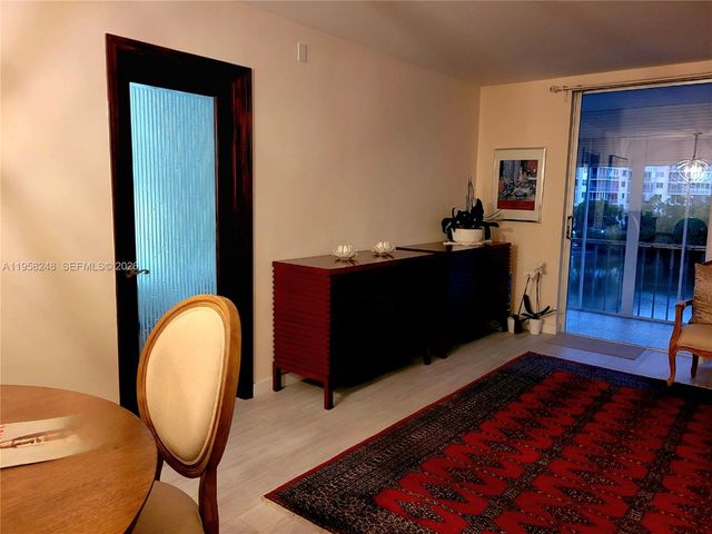 3030 Marcos Drive T301, Aventura, FL 33160