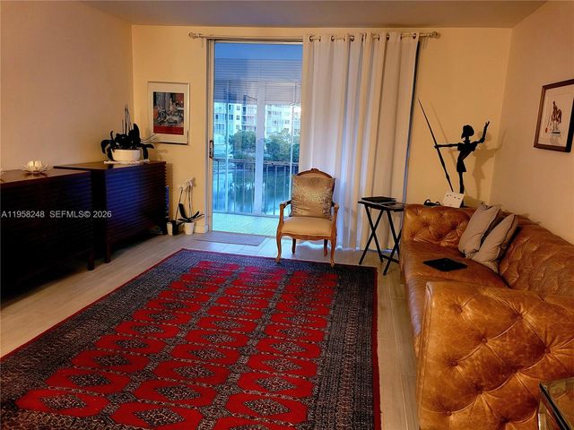 3030 Marcos Drive T301, Aventura, FL 33160