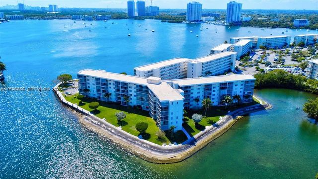 3030 Marcos Drive T301, Aventura, FL 33160