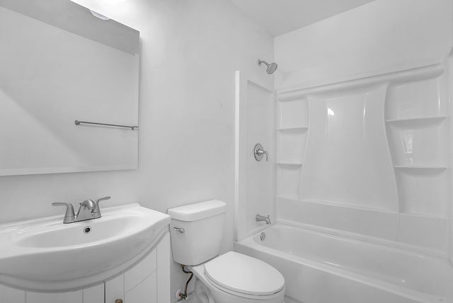 817 E 11th Street, Michigan City, IN 46360