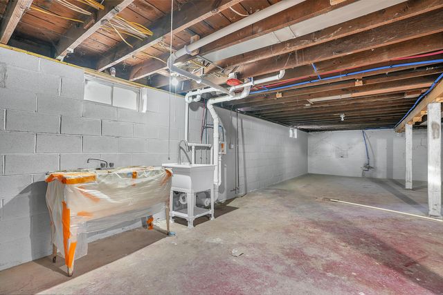 817 E 11th Street, Michigan City, IN 46360