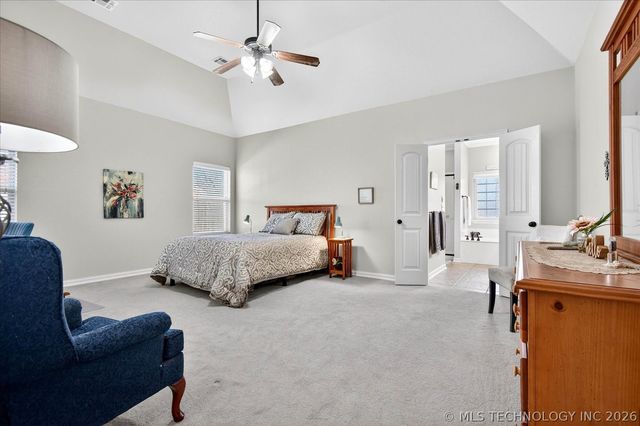 1916 Barnett Place, Bartlesville, OK 74006