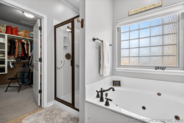 1916 Barnett Place, Bartlesville, OK 74006