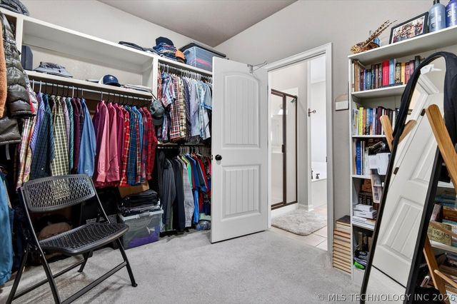 1916 Barnett Place, Bartlesville, OK 74006