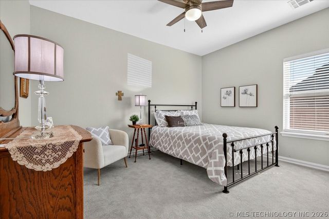 1916 Barnett Place, Bartlesville, OK 74006