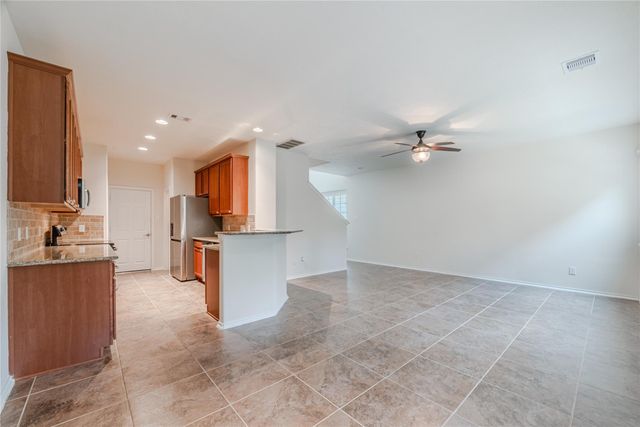 323 Bloomhill Place, Magnolia, TX 77354