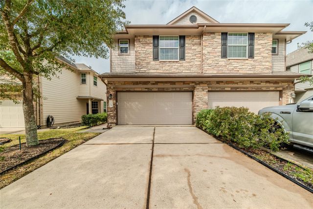 323 Bloomhill Place, Magnolia, TX 77354