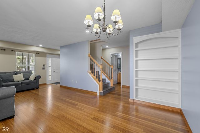 5116 Brookstone Court, Indianapolis, IN 46268
