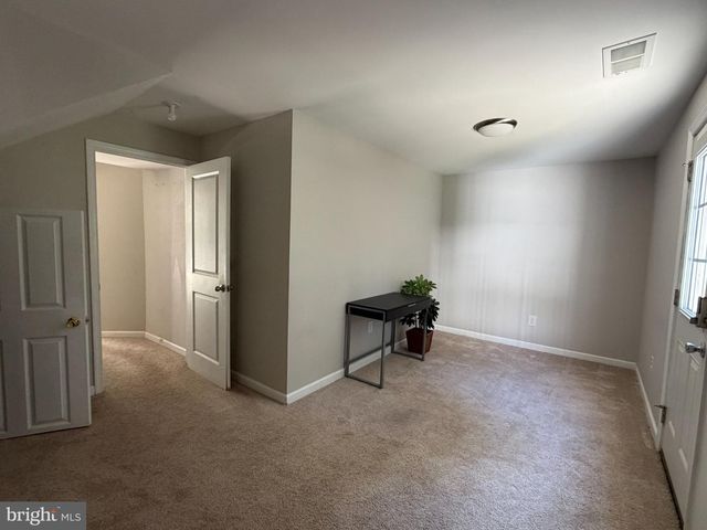 264 SAGE CIR, Winchester, VA 22603