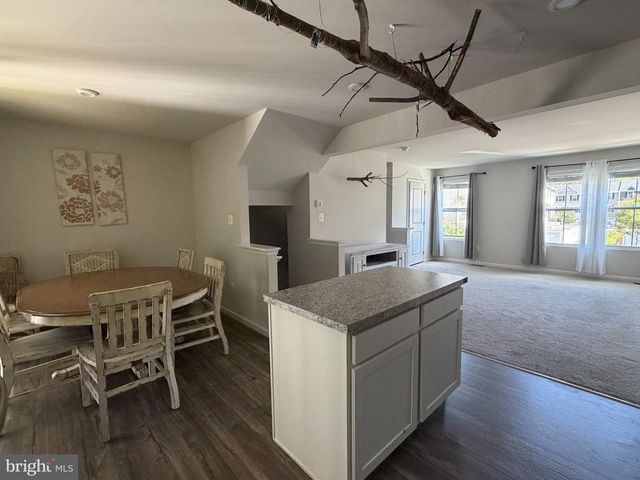 264 SAGE CIR, Winchester, VA 22603