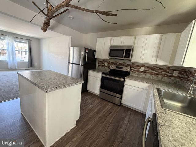 264 SAGE CIR, Winchester, VA 22603