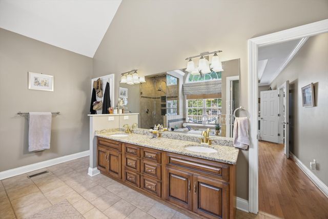 9449 Lazy Circles Drive, Ooltewah, TN 37363