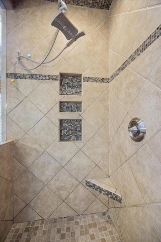 9449 Lazy Circles Drive, Ooltewah, TN 37363