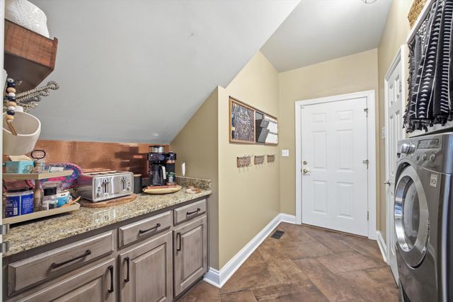 9449 Lazy Circles Drive, Ooltewah, TN 37363