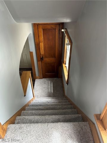 732 Tallmadge Road, Cuyahoga Falls, OH 44221