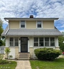 732 Tallmadge Road, Cuyahoga Falls, OH 44221