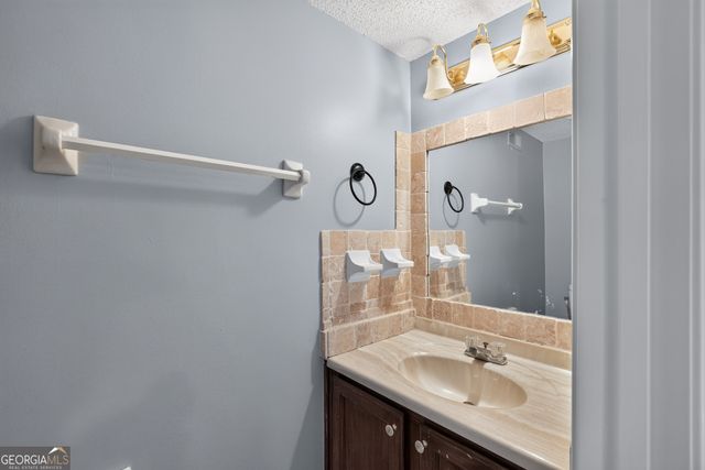1024 Wiltshire Way, Norcross, GA 30093