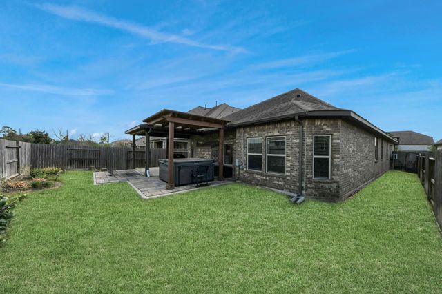 9019 Emerald Cane Drive, Missouri City, TX 77459