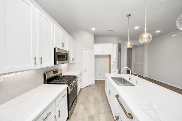 9019 Emerald Cane Drive, Missouri City, TX 77459