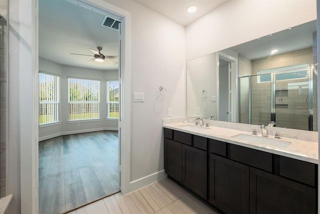 20914 Kadefield Dr, Cypress, TX 77433